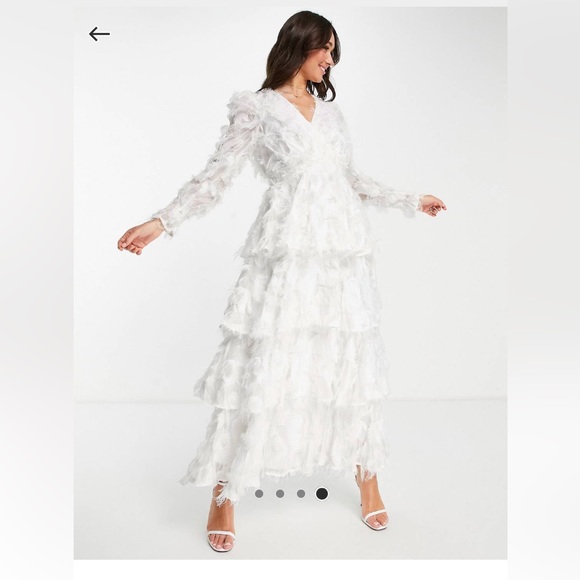 Y.A.S Bridal Dress - Picture 1 of 7